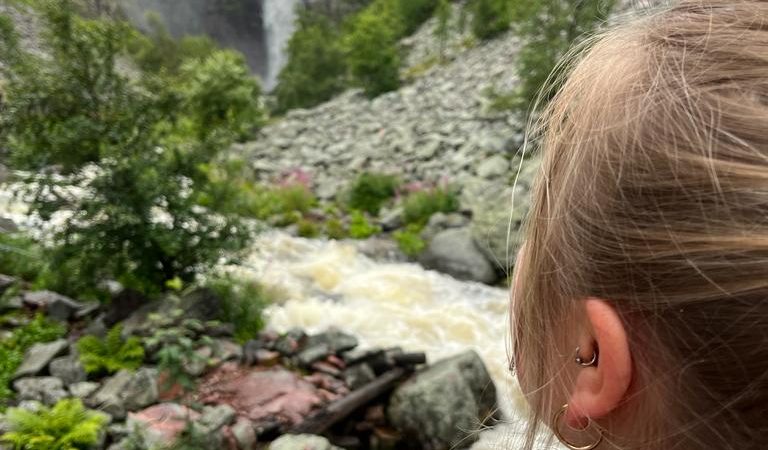 Wasserfälle in Schwedenbesuchen